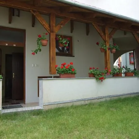 Diana Ξενοδοχείο Πετς